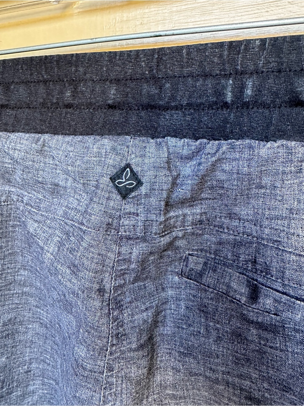 Prana Pants Size Medium Charcoal Grey Loose fit Wide Leg Elastic Pull on Hemp - Picture 3 of 6
